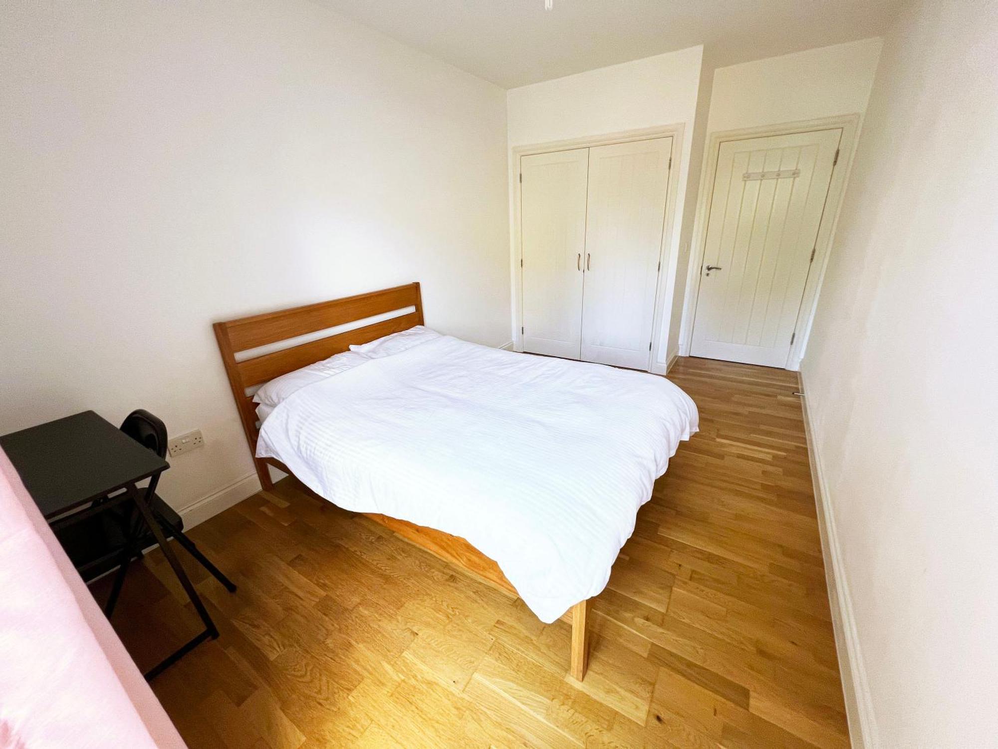 Bedroom 2, Queens Road Londra Exterior foto